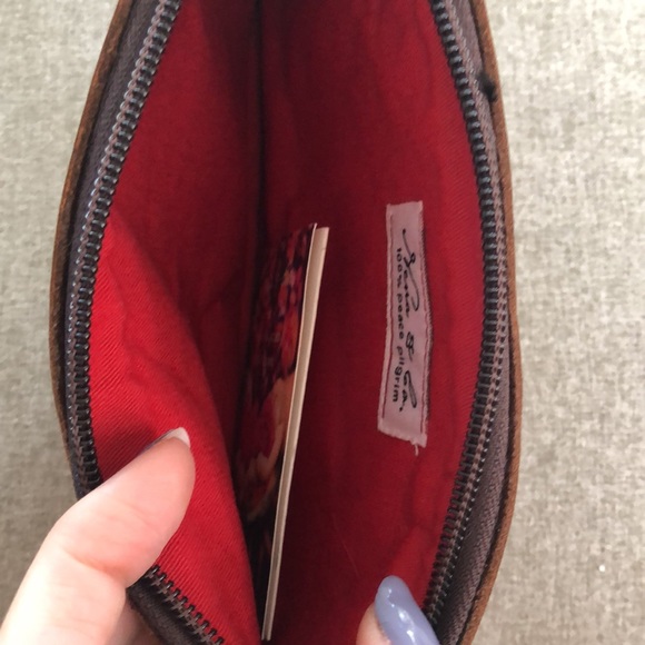 NWT Nena & Co Peace Embroidered Clutch - Picture 3 of 3